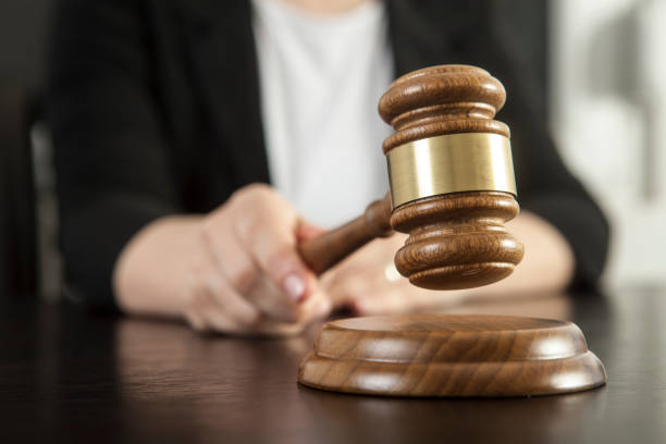 abogado experto en derecho bancario